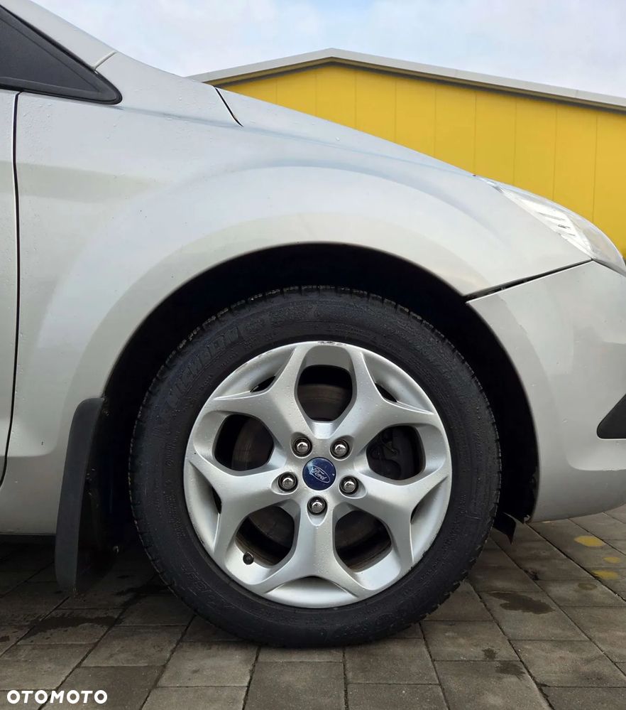 Ford Focus - 18