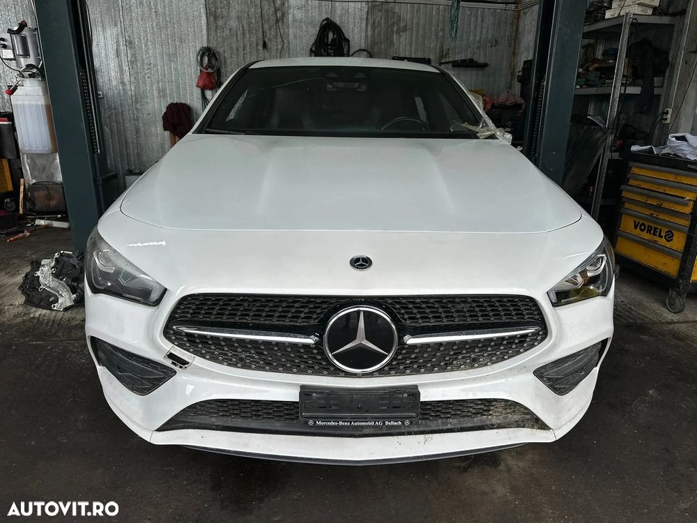 Vand Fata/Bot Completa Mercedes CLA AMG  2020 / W118-C118