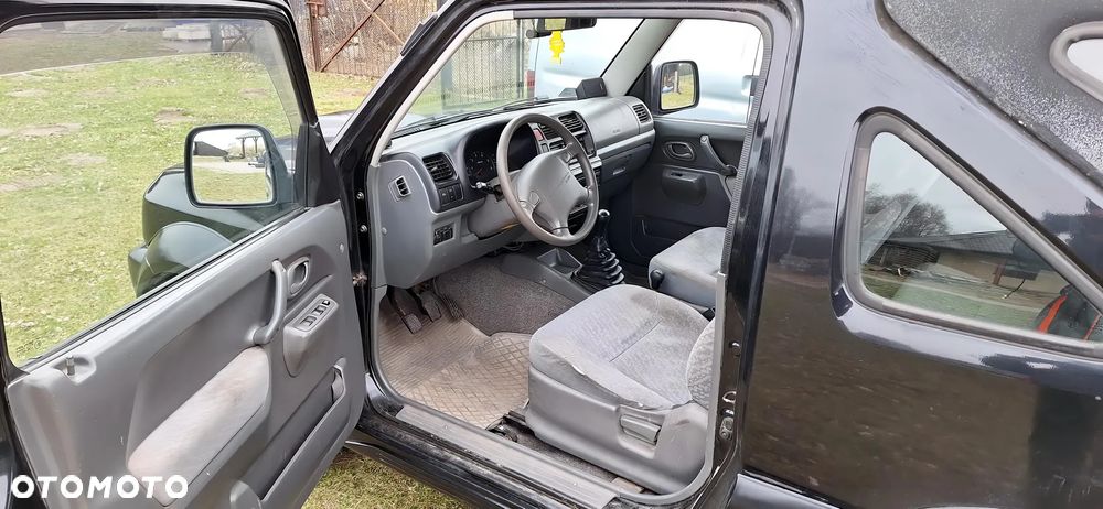 Suzuki Jimny 1.5 DDiS Comfort - 5