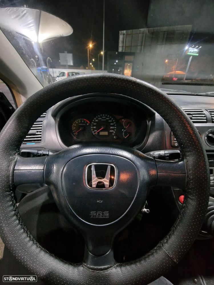 Honda Civic 1.6i ES - 12