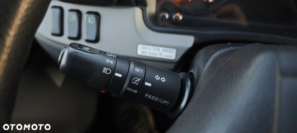 Mitsubishi Fuso Canter - 18