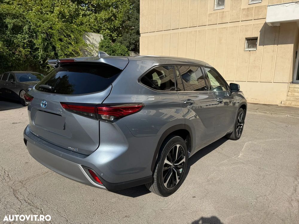 Toyota Highlander 2.5 L Hybrid Dynamic Force 248CP Luxury Pearly - 16