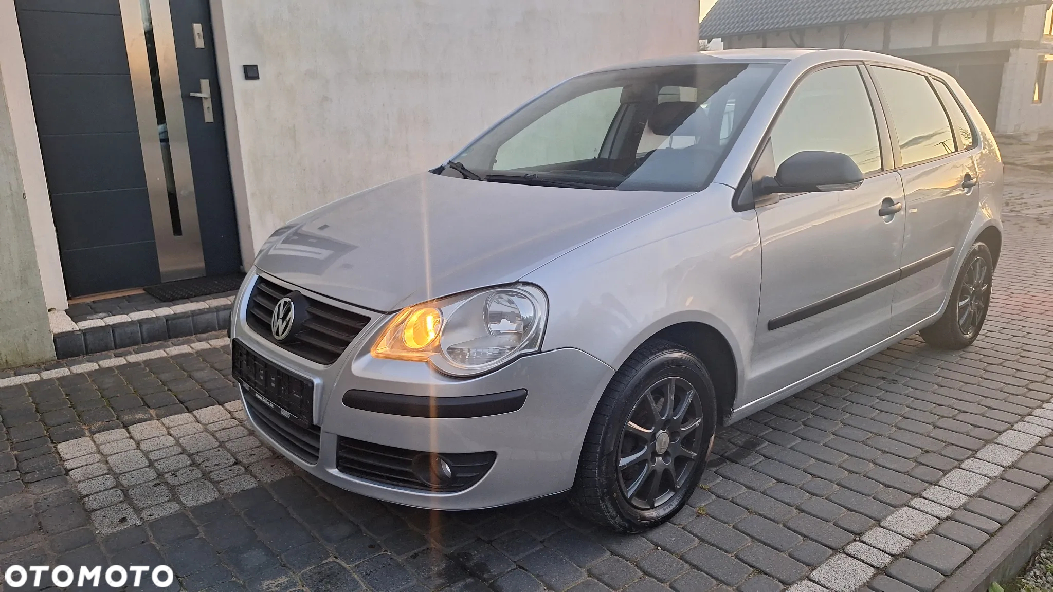 Volkswagen Polo - 8