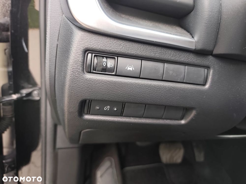 Nissan Qashqai 1.5 e-POWER Black Edition - 33