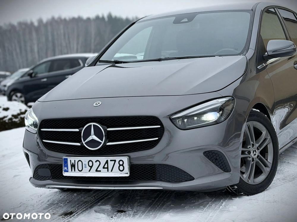 Mercedes-Benz Klasa B 180 7G-DCT Progressive - 12