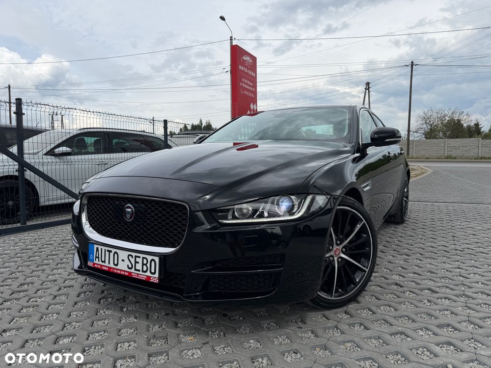 Jaguar XE 20t Prestige - 2