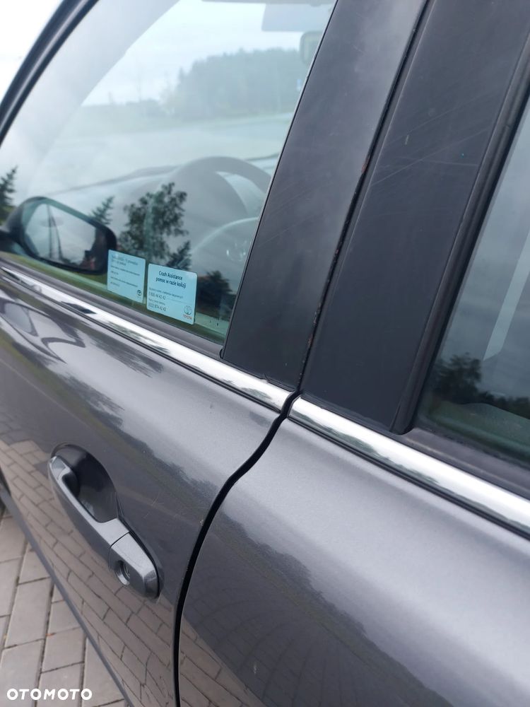 Toyota Avensis 2.0 D-4D Sol - 19
