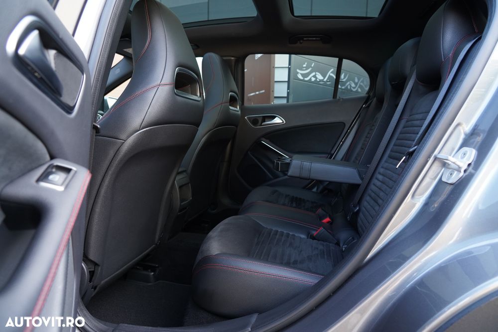 Mercedes-Benz GLA 220 d 4MATIC 7G-DCT AMG Line - 12