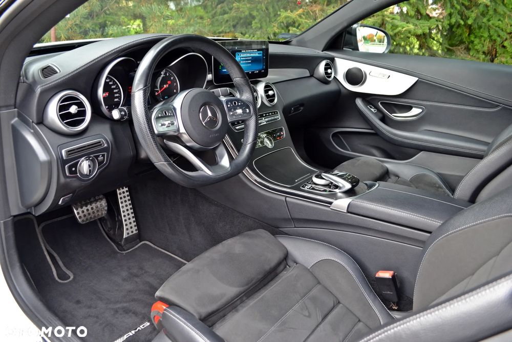Mercedes-Benz Klasa C 200 4MATIC 9G-TRONIC - 9