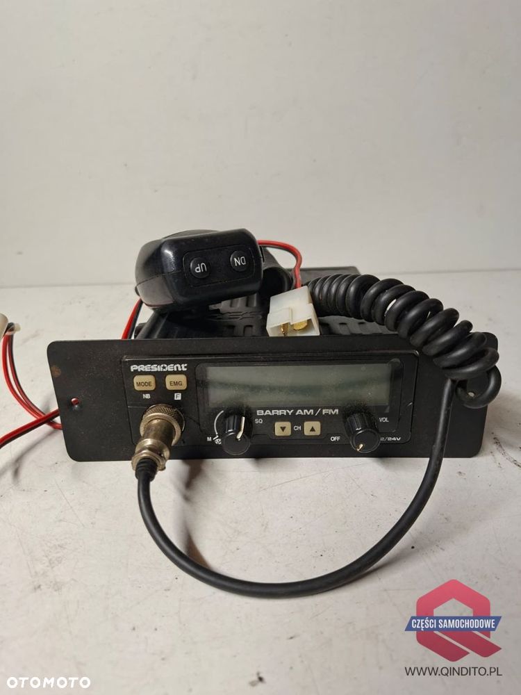 CB RADIO PRESIDENT BARRY  AM/FM - 2