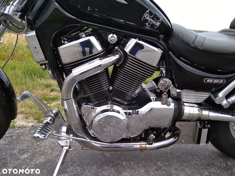 Suzuki Intruder - 7
