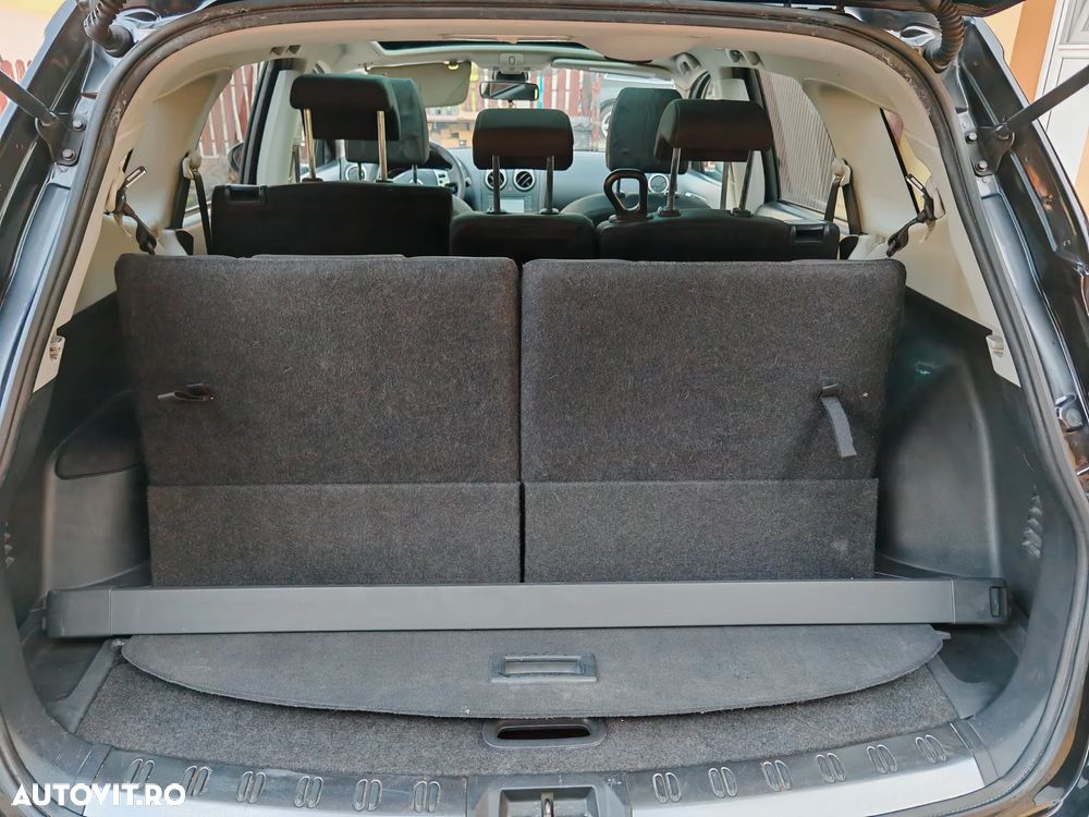 Nissan Qashqai+2 2.0 dCi DPF 4x4 tekna - 15