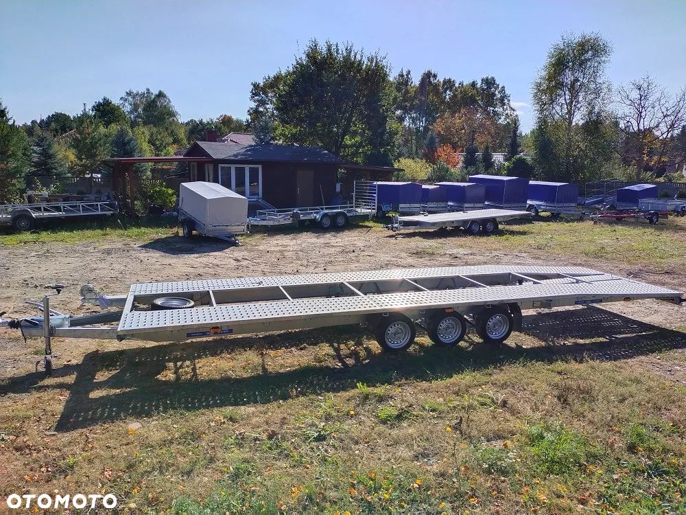 Niewiadów Indiana 8,5 m, pod 2 auta - 2