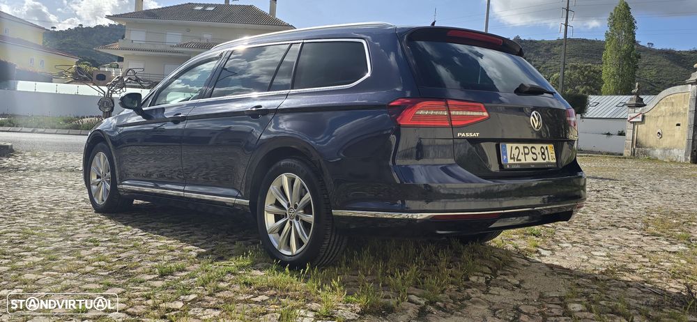 VW Passat Variant 2.0 TDi Highline - 4