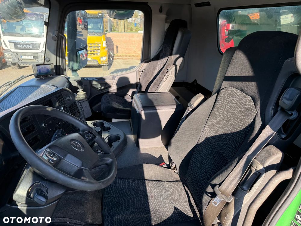 Mercedes-Benz Arocs 4245 - 13