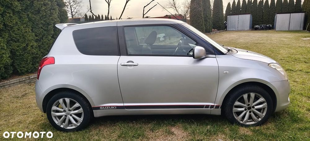 Suzuki Swift 1.3 Sunlight Edition - 6