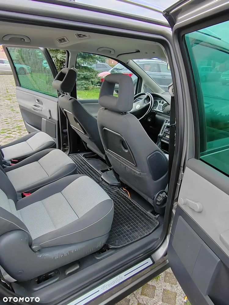 Volkswagen Sharan - 7