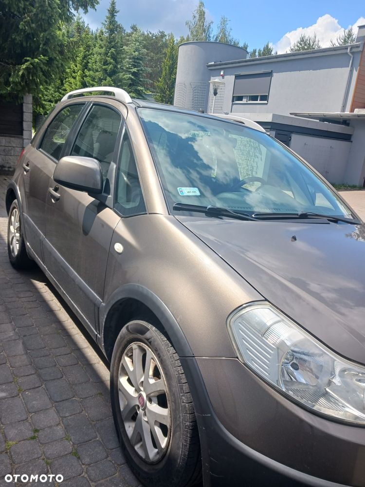 Fiat Sedici 1.6 16V 4x2 Emotion - 3
