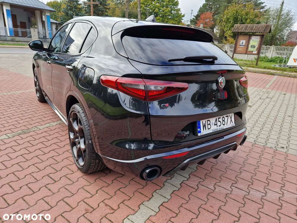 Alfa Romeo Stelvio 2.0 Turbo Estrema Q4 - 4