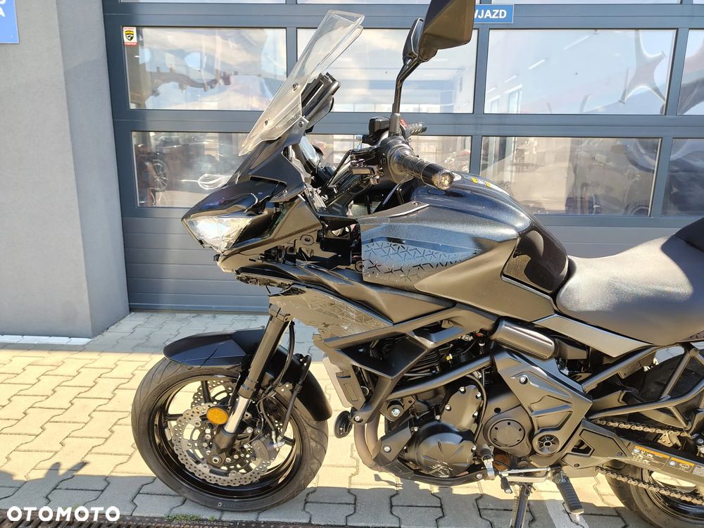 Kawasaki Versys 650 - 14