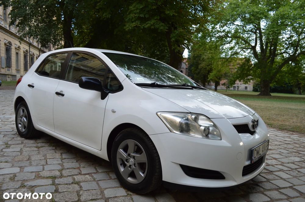 Toyota Auris 1.4 D-4D Luna - 7