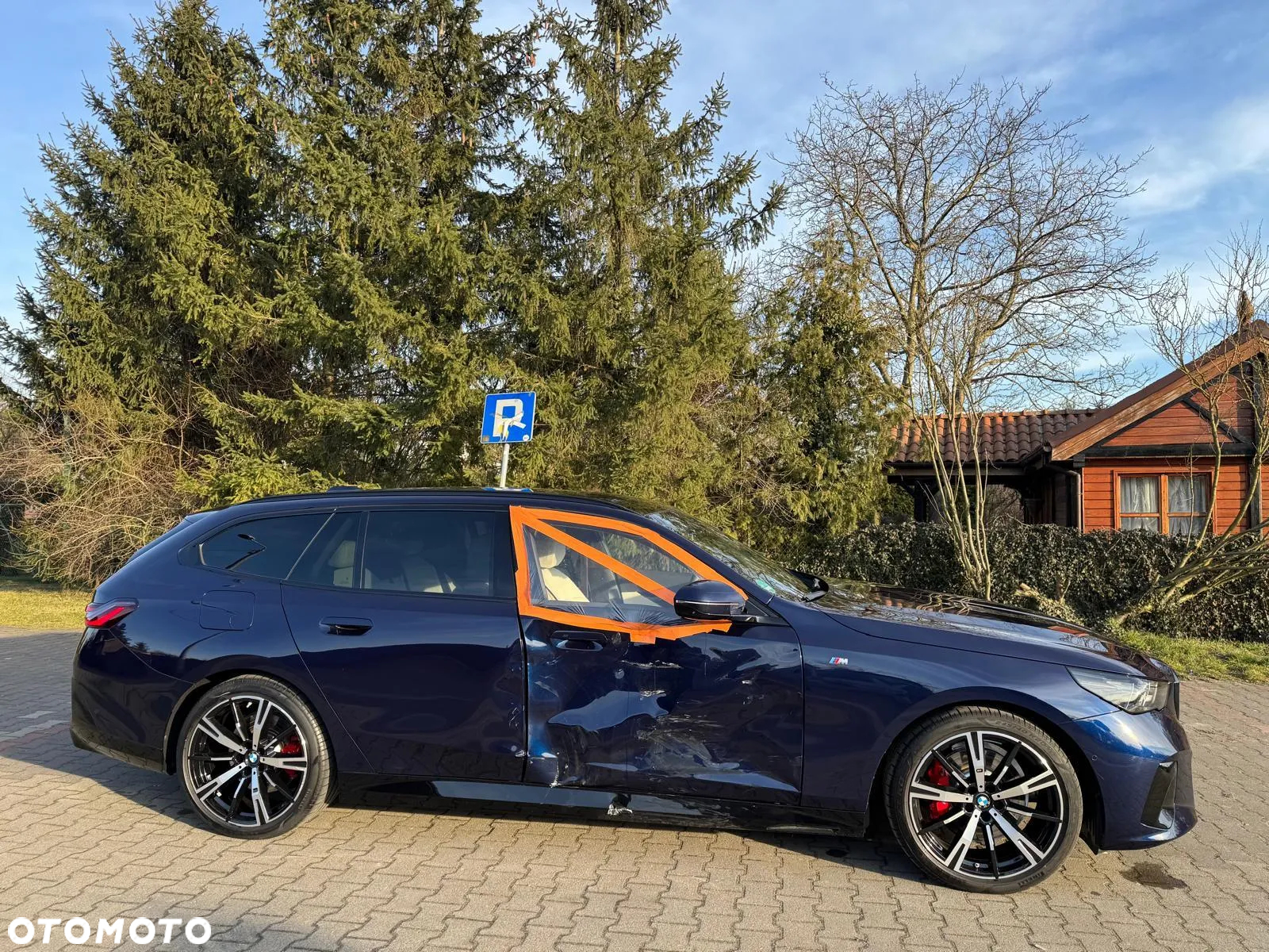 BMW Seria 5 520d xDrive Touring - 38