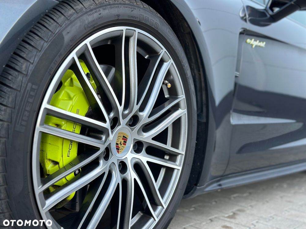 Porsche Panamera 4 E-Hybrid Platinum Edition - 23