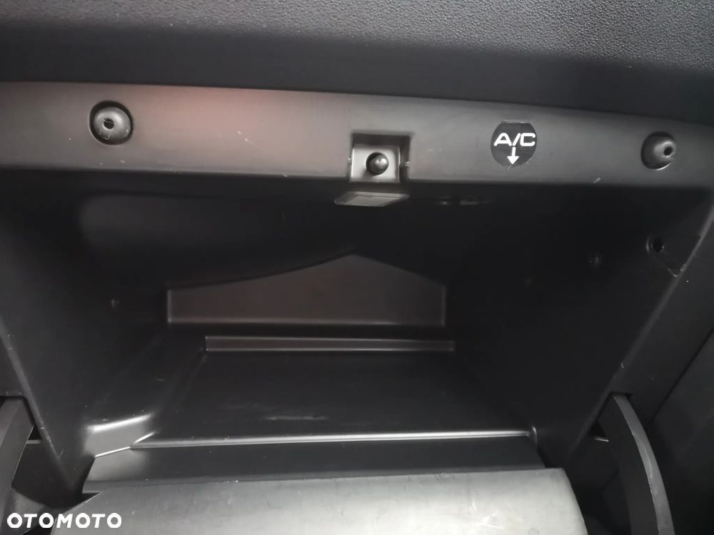 Citroën C3 Picasso 1.6 HDi Exclusive Euro5 - 27