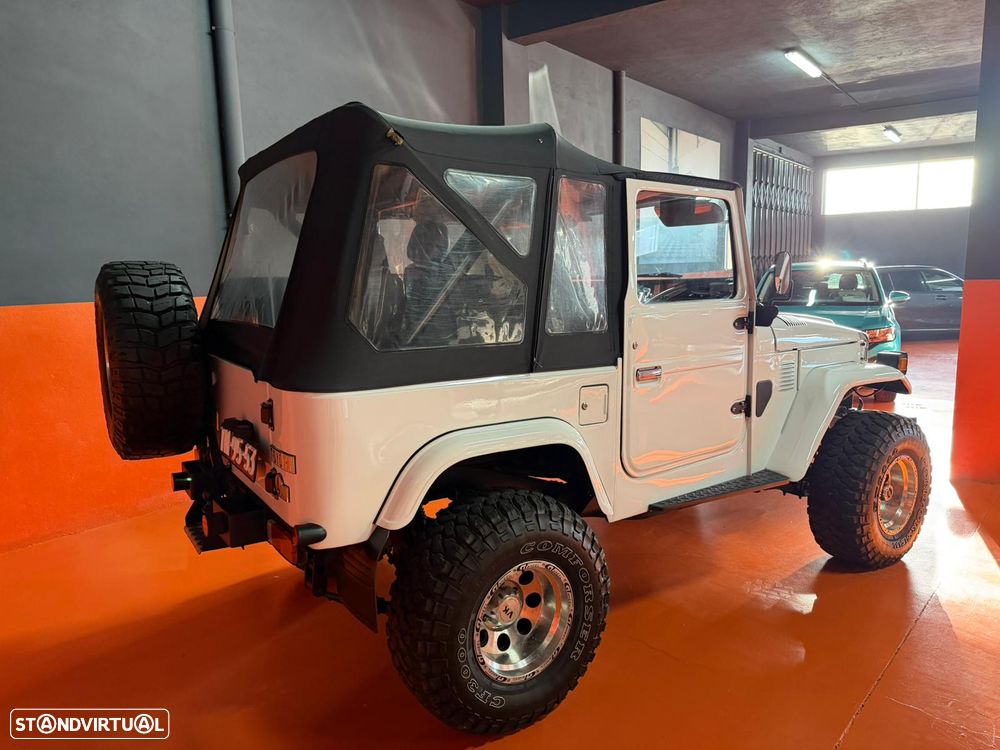 Toyota BJ 40 - 3