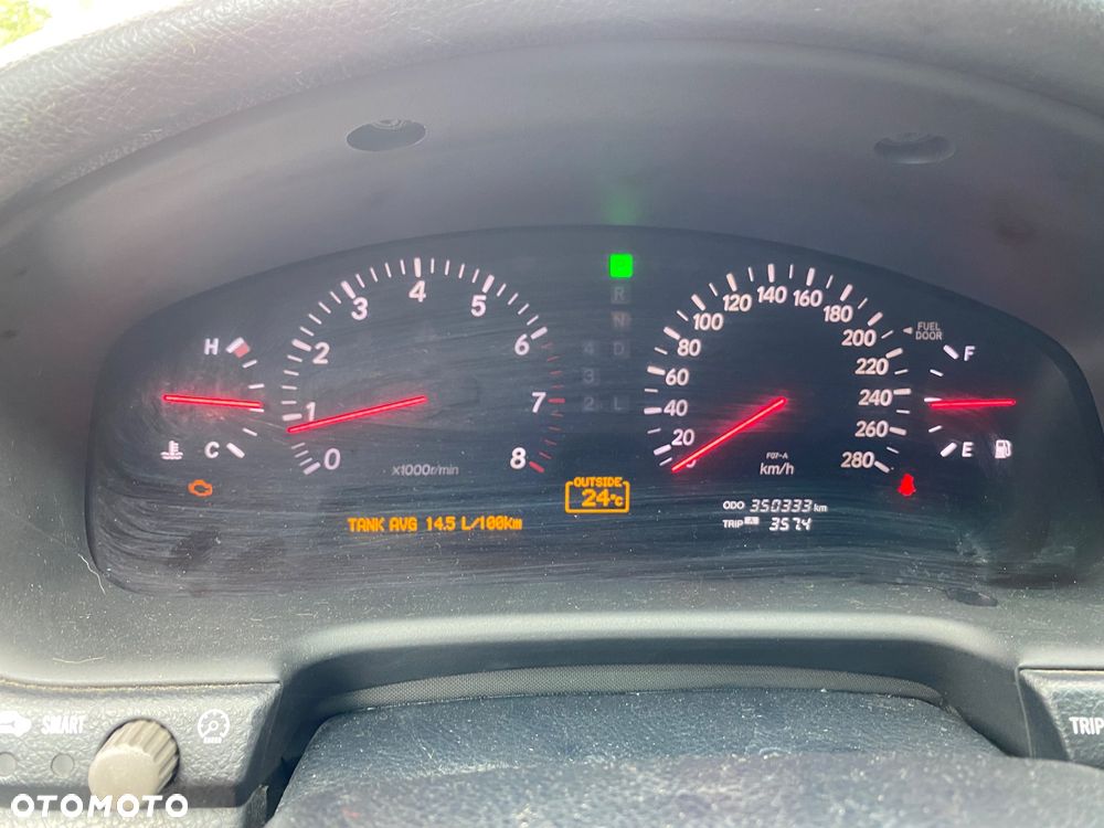 Lexus LS Prezydent - 23