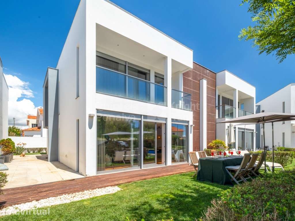 Moradia T4 em condomínio com piscina e jardim na Parede, Cascais - Grande imagem: 3/24