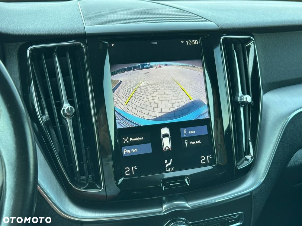 Volvo XC 60 B4 D AWD Geartronic Momentum Pro - 25