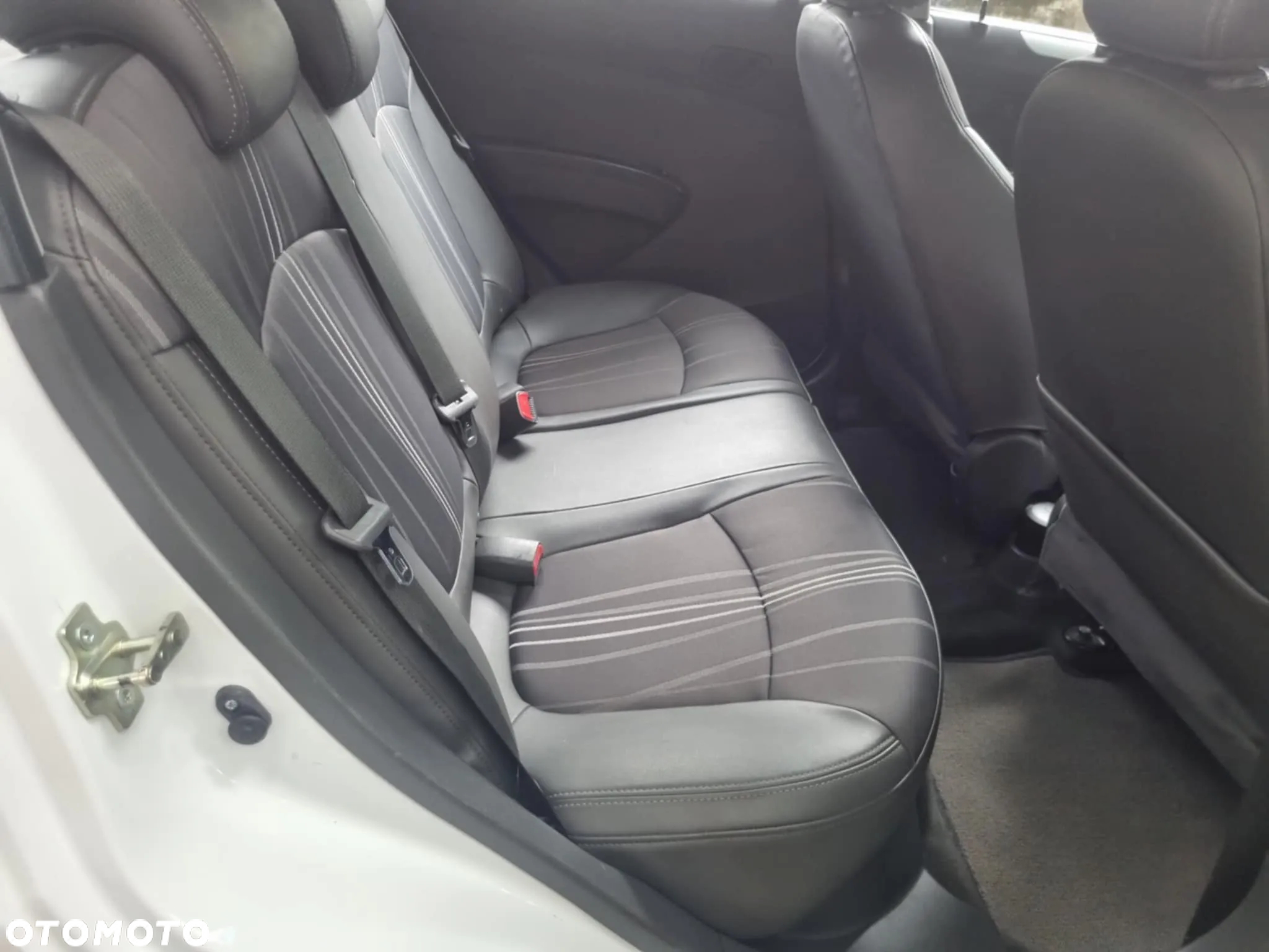 Chevrolet Spark 1.2 LTZ - 12
