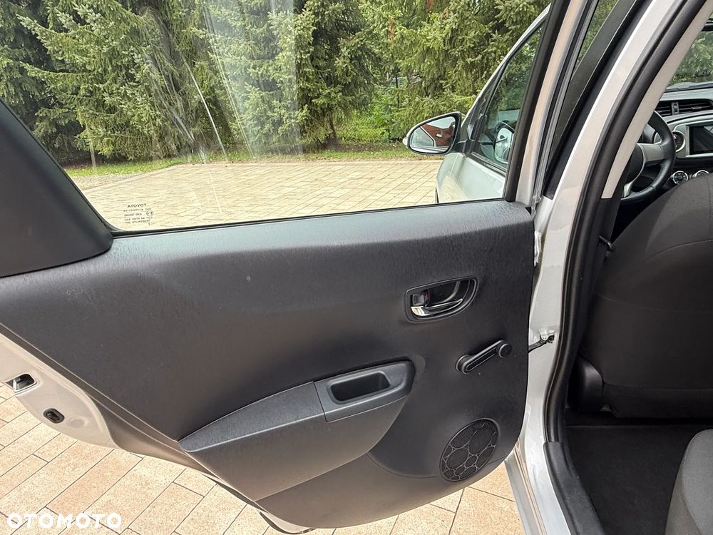 Toyota Yaris 1.4 D-4D - 27