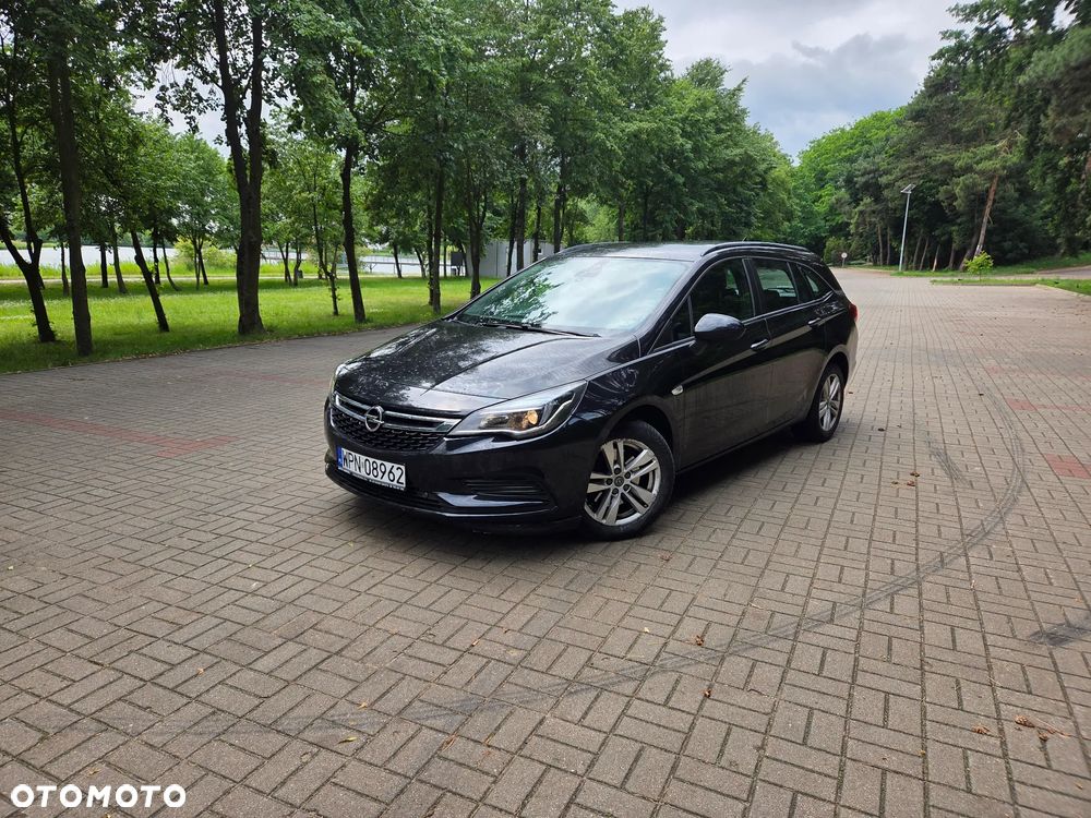 Opel Astra 1.6 CDTI Dynamic - 1