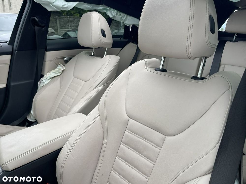 BMW Seria 3 M340d xDrive mHEV sport - 15