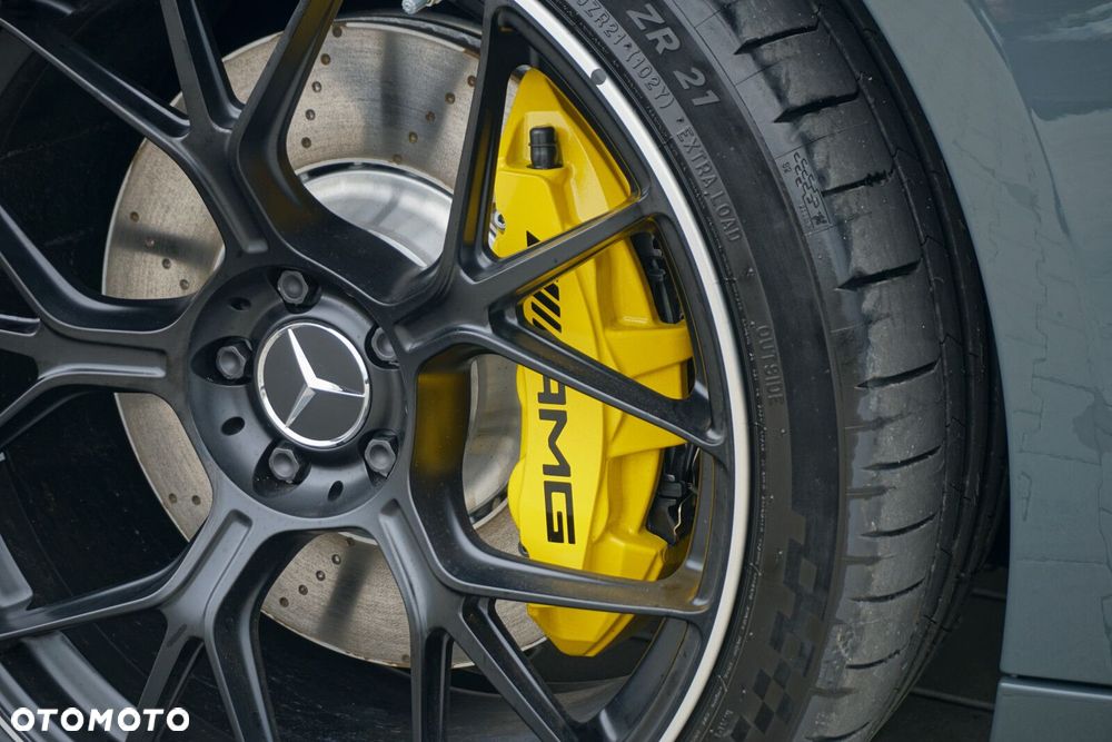 Mercedes-Benz AMG GT - 13