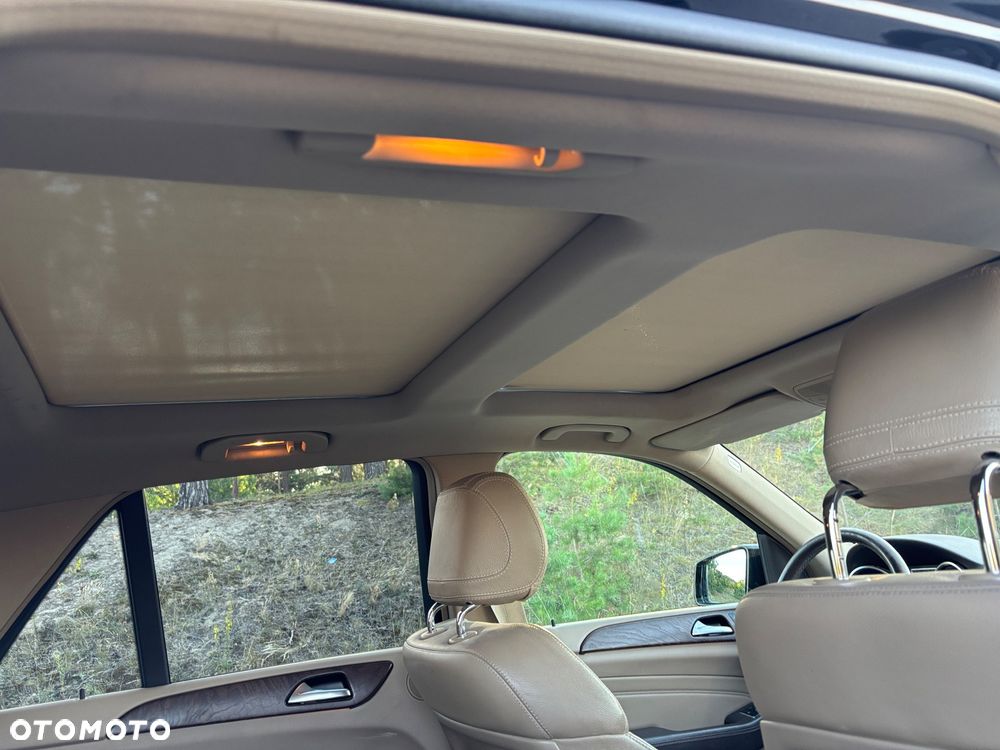 Mercedes-Benz ML - 28