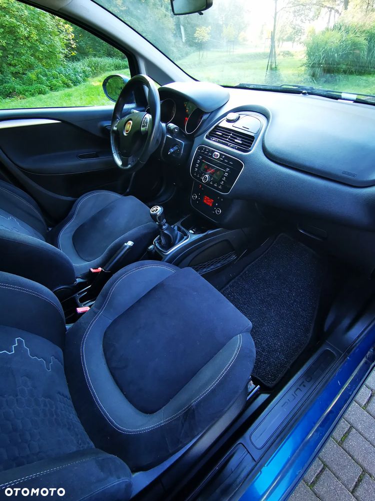 Fiat Punto 2012 - 18