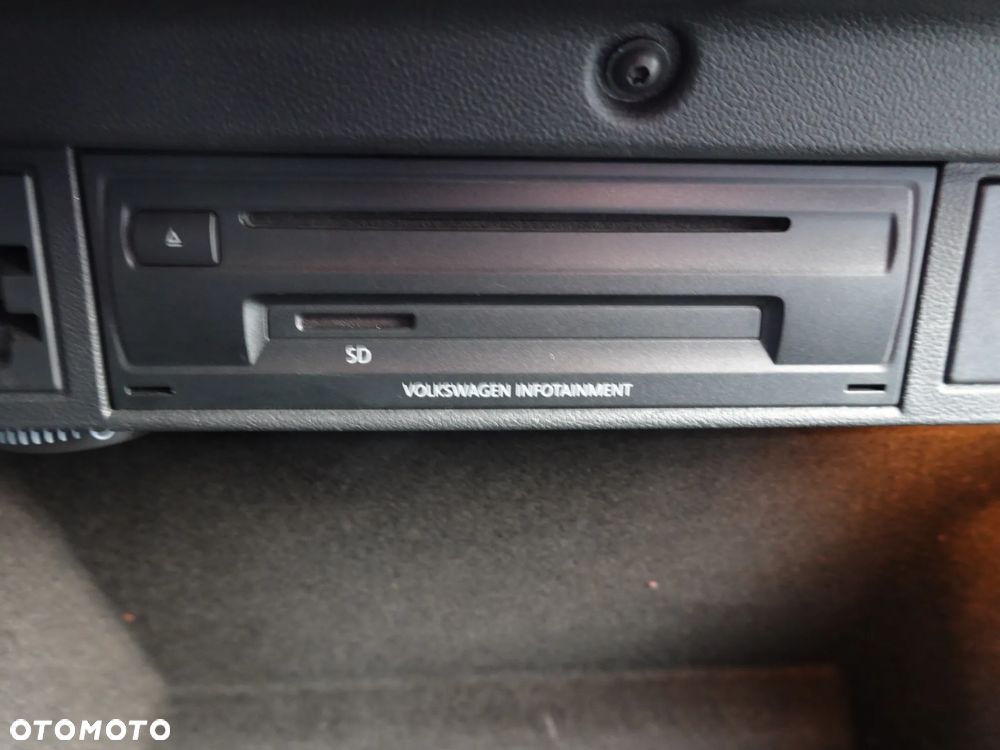 Volkswagen Golf 1.4 TSI BlueMotion Technology Lounge - 26