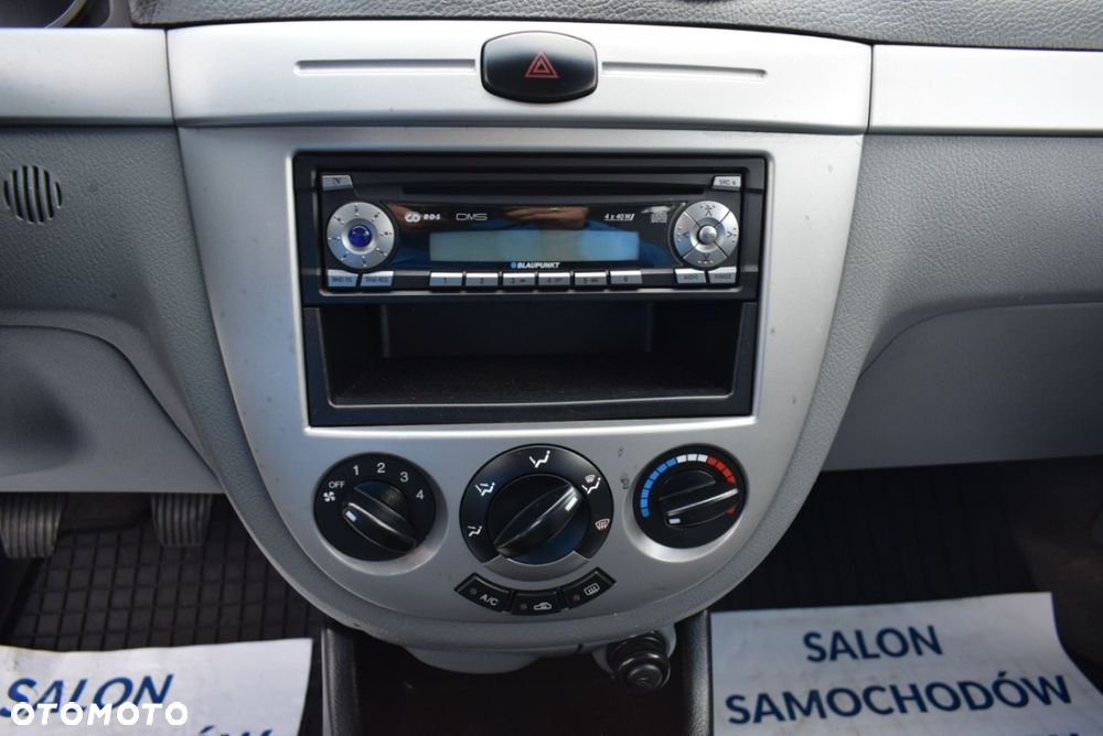 Chevrolet Nubira - 26