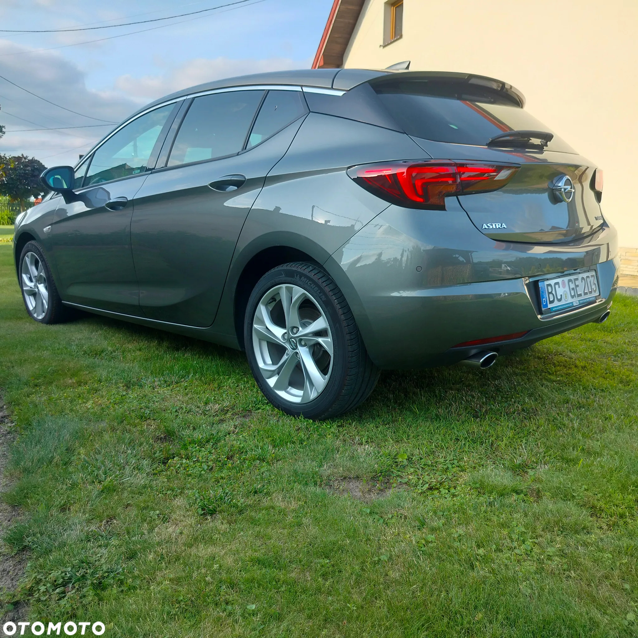 Opel Astra V 1.6 T Dynamic S&S - 7