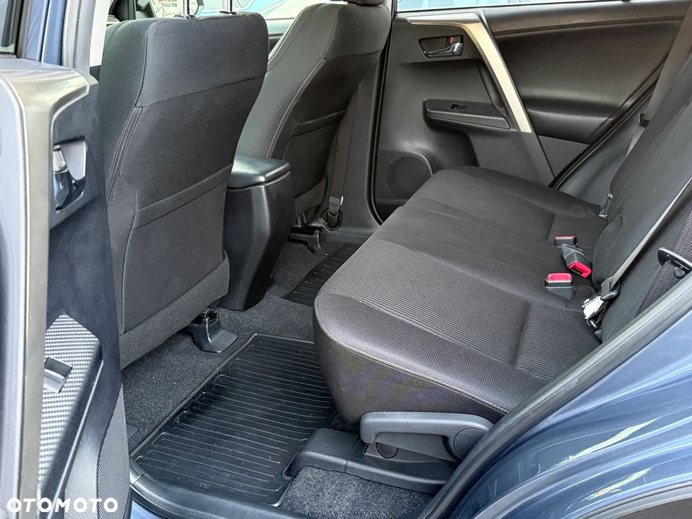 Toyota RAV4 2.0 Premium EU6 - 18