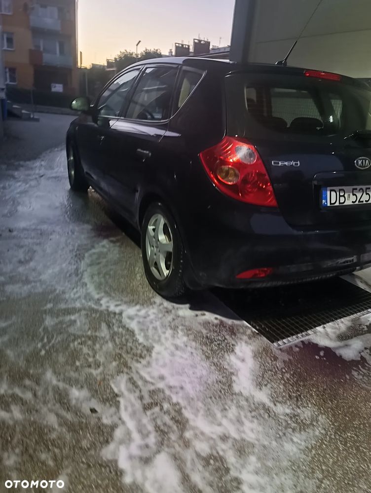 Kia Ceed 1.6 Comfort - 3