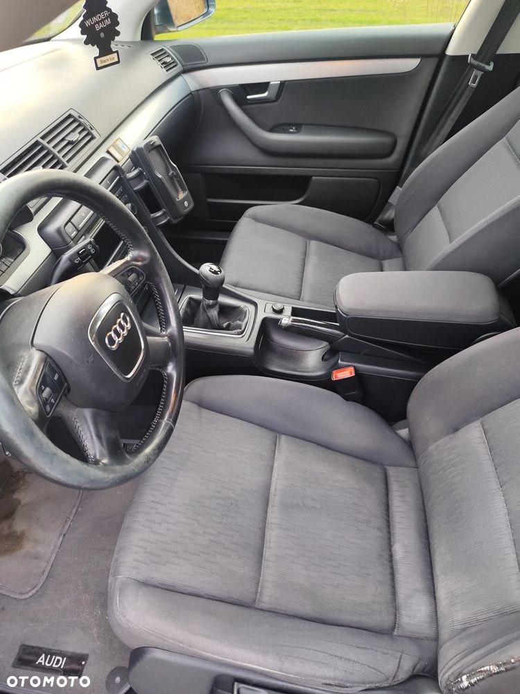 Audi A4 Avant - 6