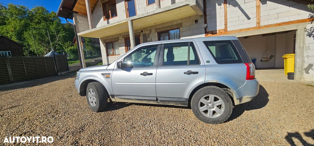 Land Rover Freelander 2.2 TD4 S - 2