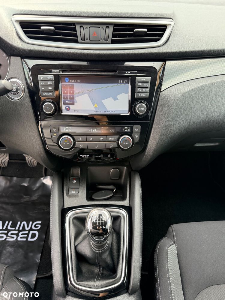 Nissan Qashqai 1.6 DIG-T Tekna - 29