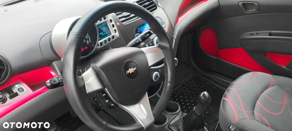 Chevrolet Spark - 37