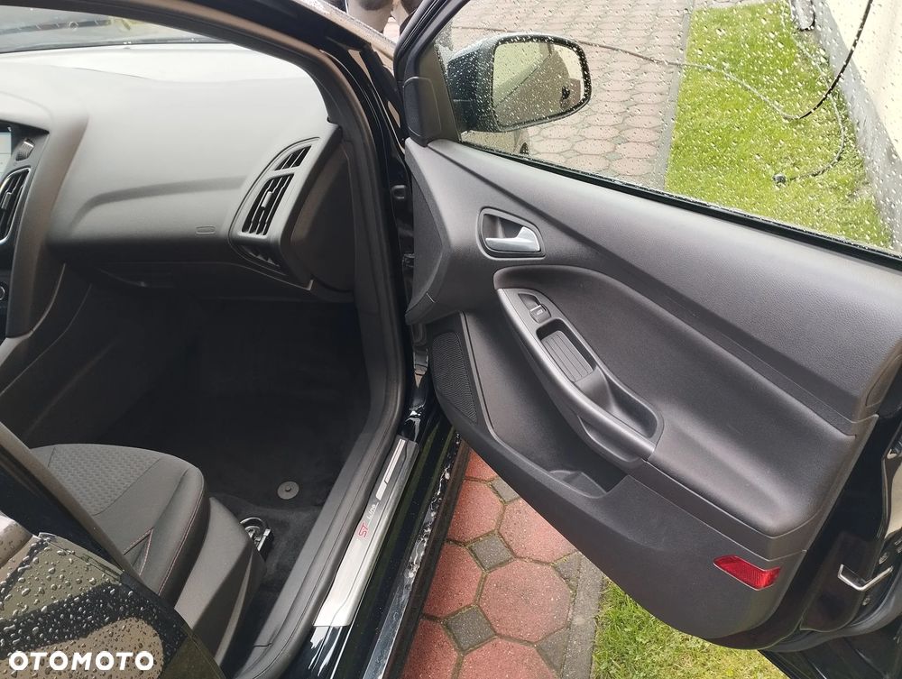 Ford Focus 1.0 EcoBoost Edition - 5