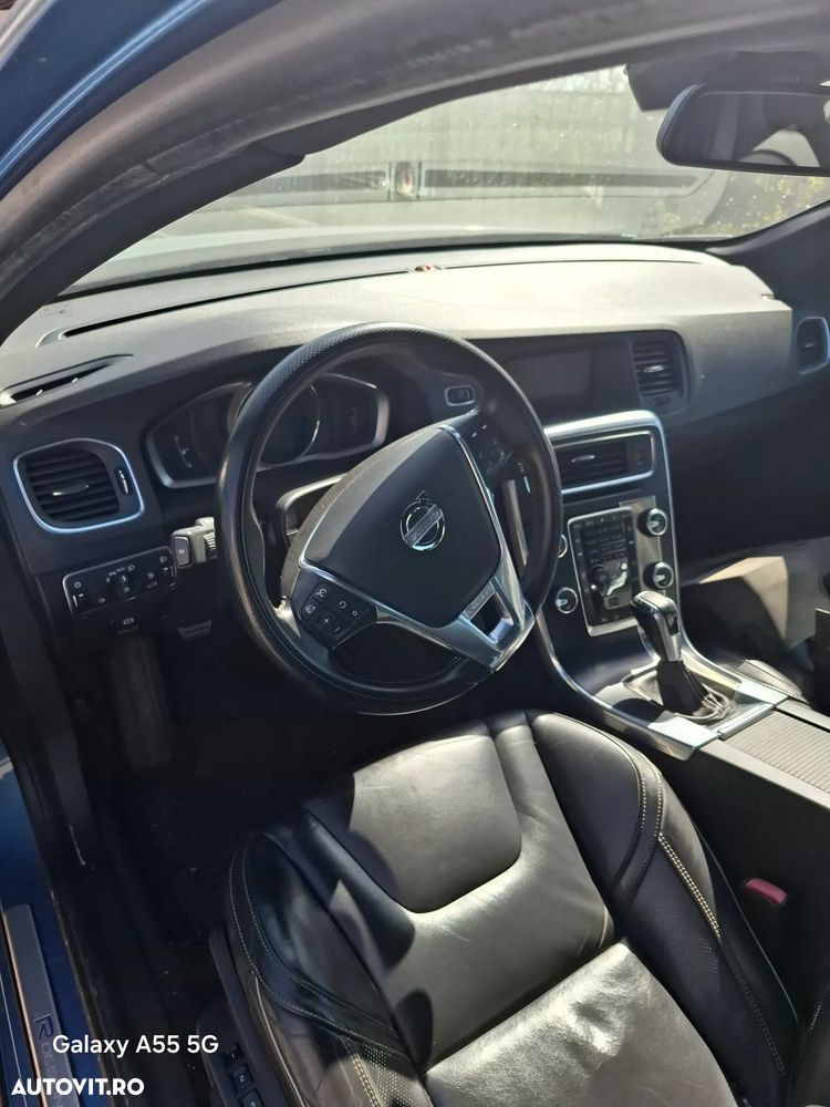Volvo S60 D4 VEA Start-Stop R-Design - 2